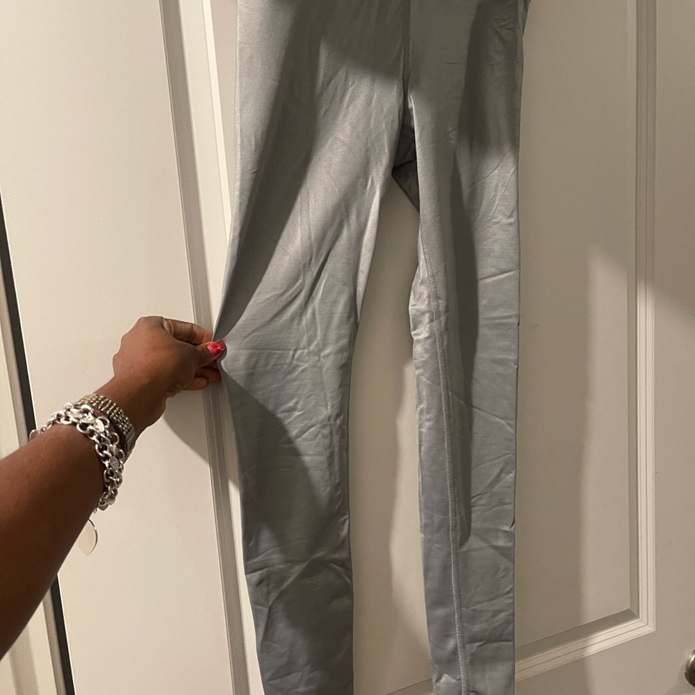 ALO Yoga Gray/Silver High-Rise Performance Leggings